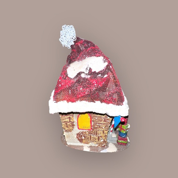 Santa’s Workshop’ 9” Metal Tea Light Display - Picture 10 of 16